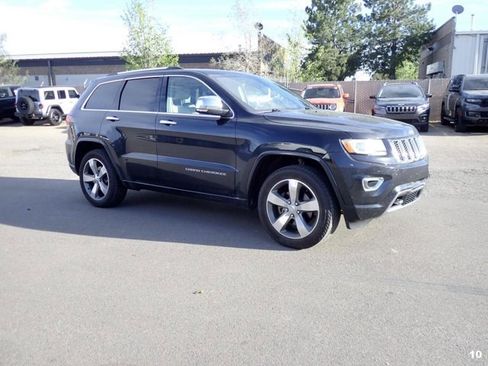 Used 2016 Jeep Grand Cherokee Overland w/ Advanced Technology Group image 5