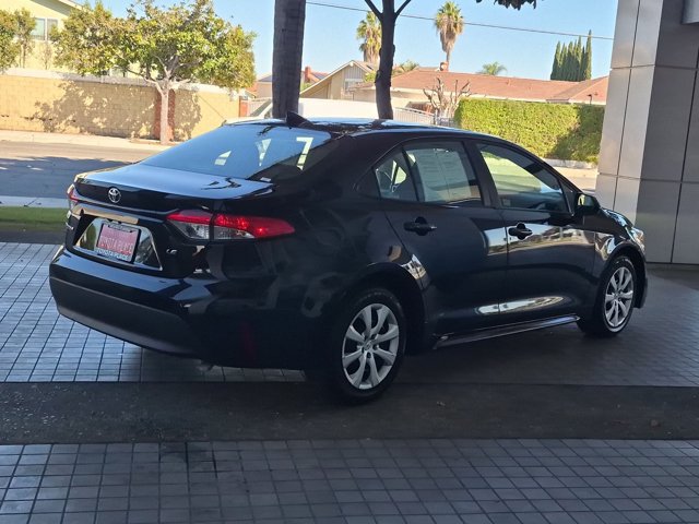Used 2025 Toyota Corolla LE FWD image 8