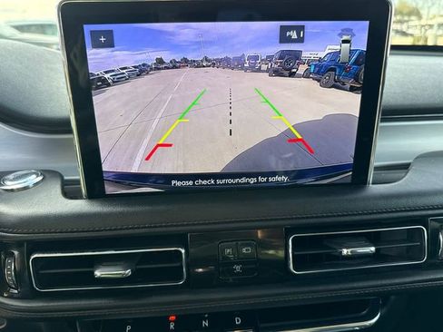 Used 2023 Lincoln Aviator AWD w/ Premium Package image 26