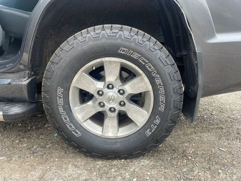 Used 2012 Toyota 4Runner SR5 w/ Convenience Pkg AWD/4WD image 32
