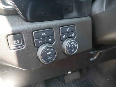 Used 2024 Chevrolet Silverado 1500 RST AWD/4WD image 29