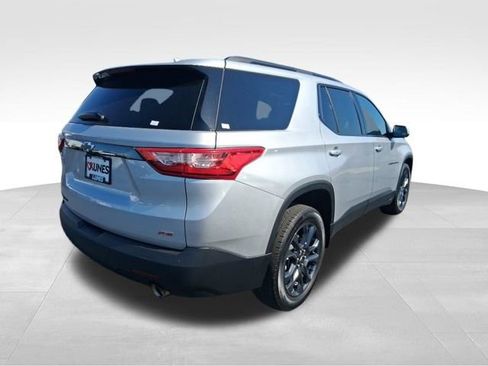Used 2021 Chevrolet Traverse RS image 4