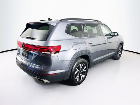 Used 2025 Volkswagen Atlas SE image 9