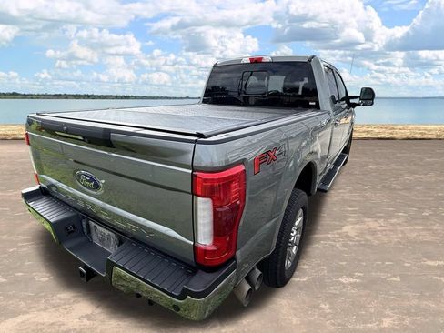Used 2019 Ford F250 Lariat w/ Lariat Ultimate Package AWD/4WD image 9