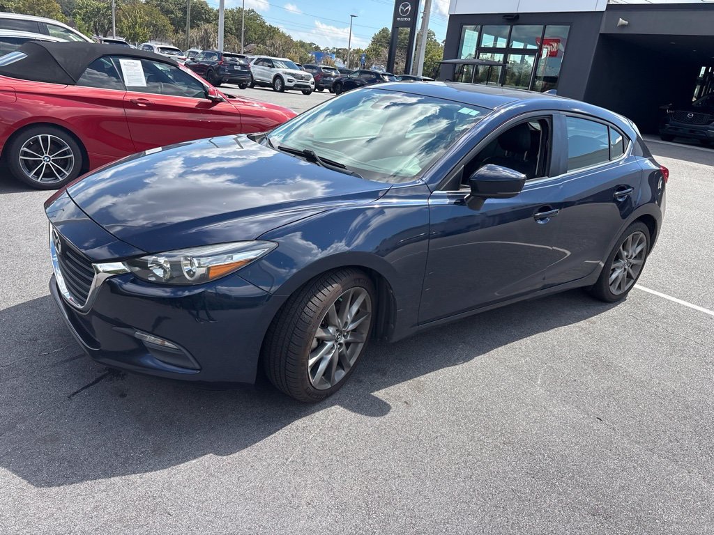 Used 2018 MAZDA MAZDA3 Touring FWD image 4