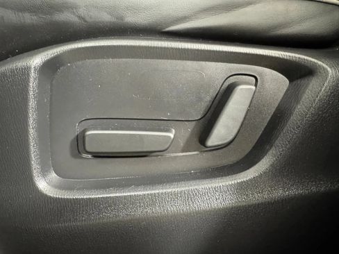 Used 2025 MAZDA CX-5 AWD 2.5 S w/ Select Package image 32