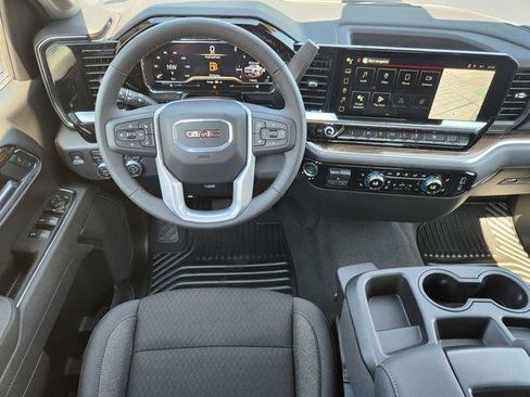 New 2025 GMC Sierra 1500 Elevation AWD/4WD image 9