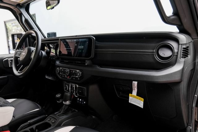 Used 2025 Jeep Gladiator Sport AWD/4WD image 54