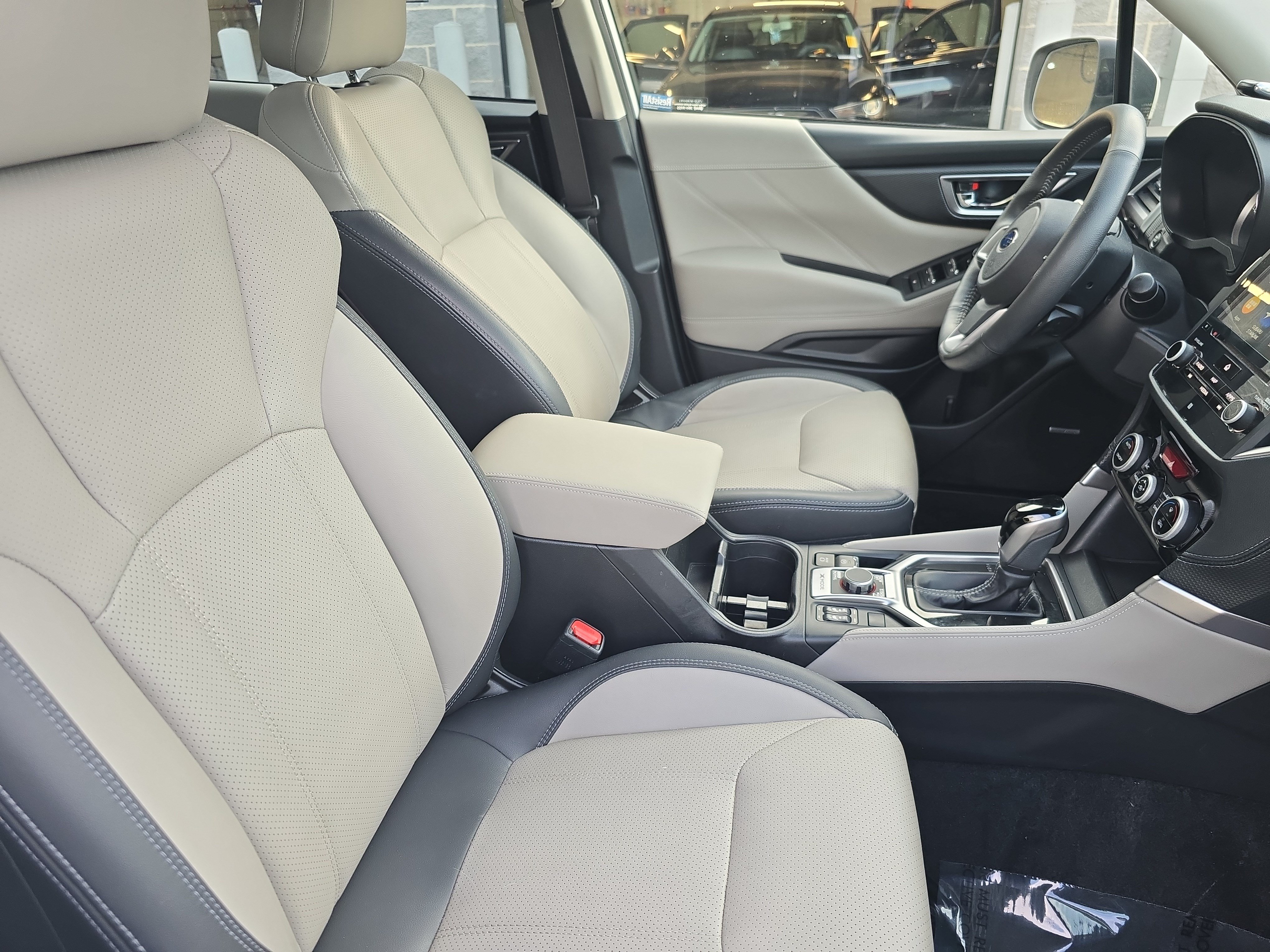 Used 2020 Subaru Forester Limited w/ Popular Package #3 AWD/4WD image 10