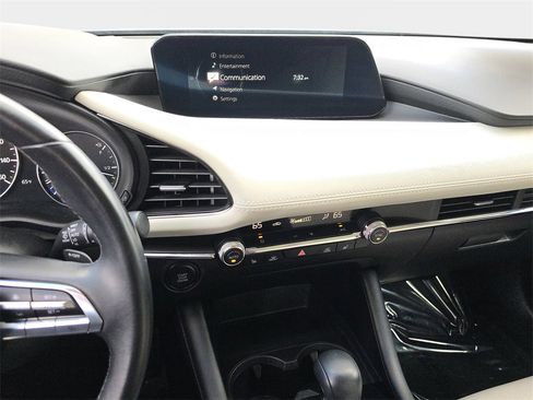 Used 2023 MAZDA MAZDA3 s image 25