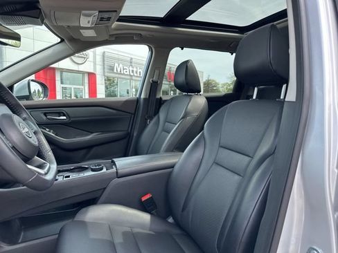 Used 2023 Nissan Rogue SV w/ SV Premium B Package AWD/4WD image 12