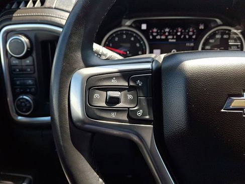 Used 2019 Chevrolet Silverado 1500 LTZ w/ Technology Package AWD/4WD image 22