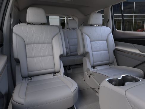New 2026 Buick Enclave Avenir w/ Super Cruise Package AWD/4WD image 17