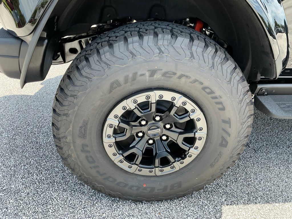 New 2026 Ford Bronco Raptor AWD/4WD image 15