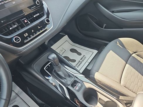 Used 2021 Toyota Corolla SE image 28
