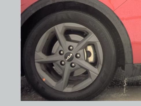 Used 2025 Kia K4 FWD image 20