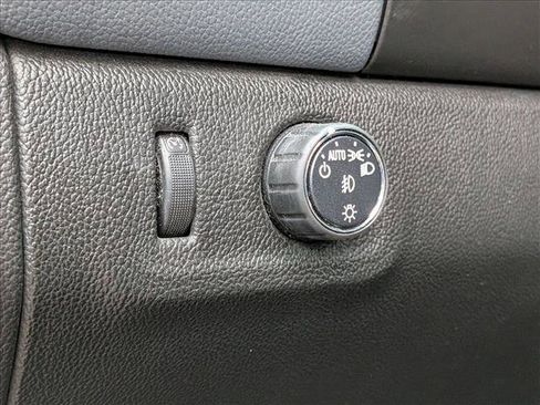 Used 2019 Chevrolet Colorado Z71 image 13