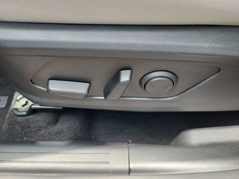 Used 2025 Hyundai Tucson SEL FWD image 17