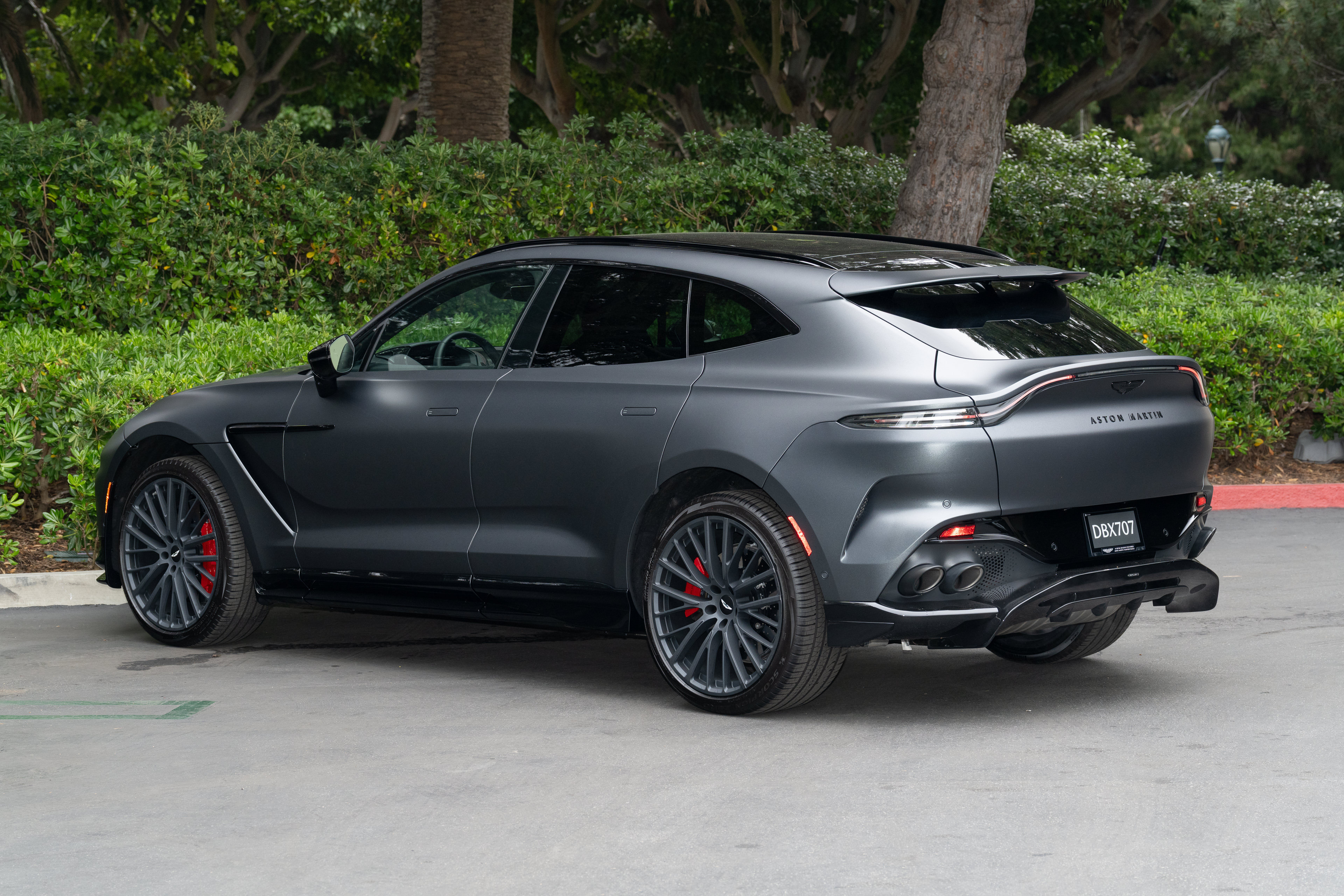 Used 2025 Aston Martin DBX 707 AWD/4WD image 4