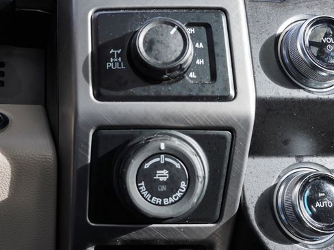 Used 2019 Ford F150 Limited image 45