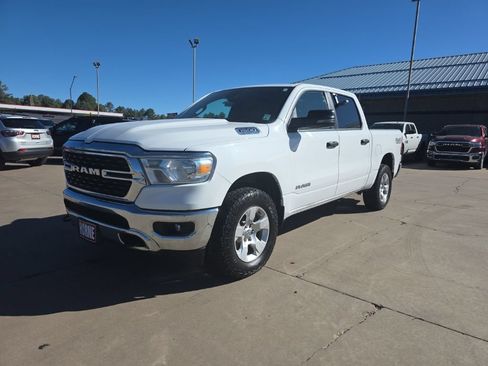 Used 2023 RAM 1500 Big Horn AWD/4WD image 7