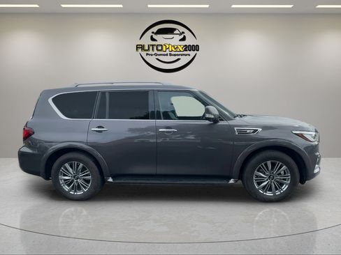 Used 2022 INFINITI QX80 Luxe AWD/4WD image 8