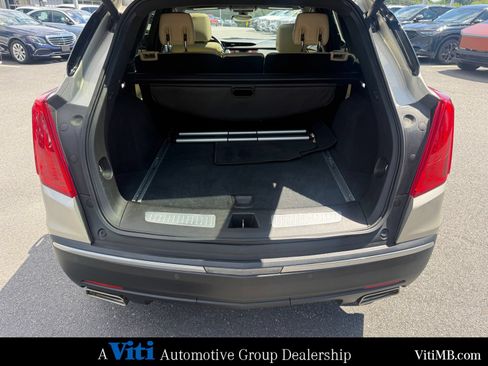 Used 2017 Cadillac XT5 Luxury w/ Driver Awareness Package AWD/4WD image 24
