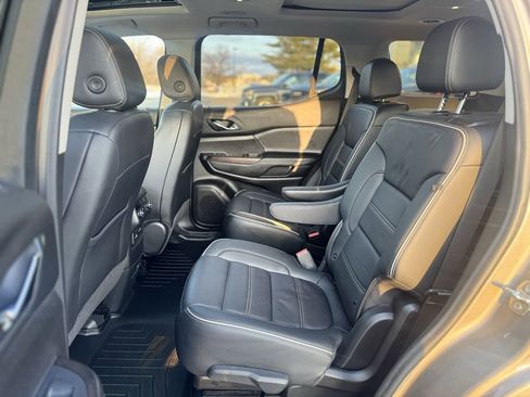 Used 2022 GMC Acadia Denali w/ Denali Ultimate Package image 26