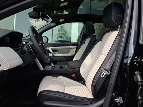 New 2026 Land Rover Discovery Sport Landmark AWD/4WD image 9