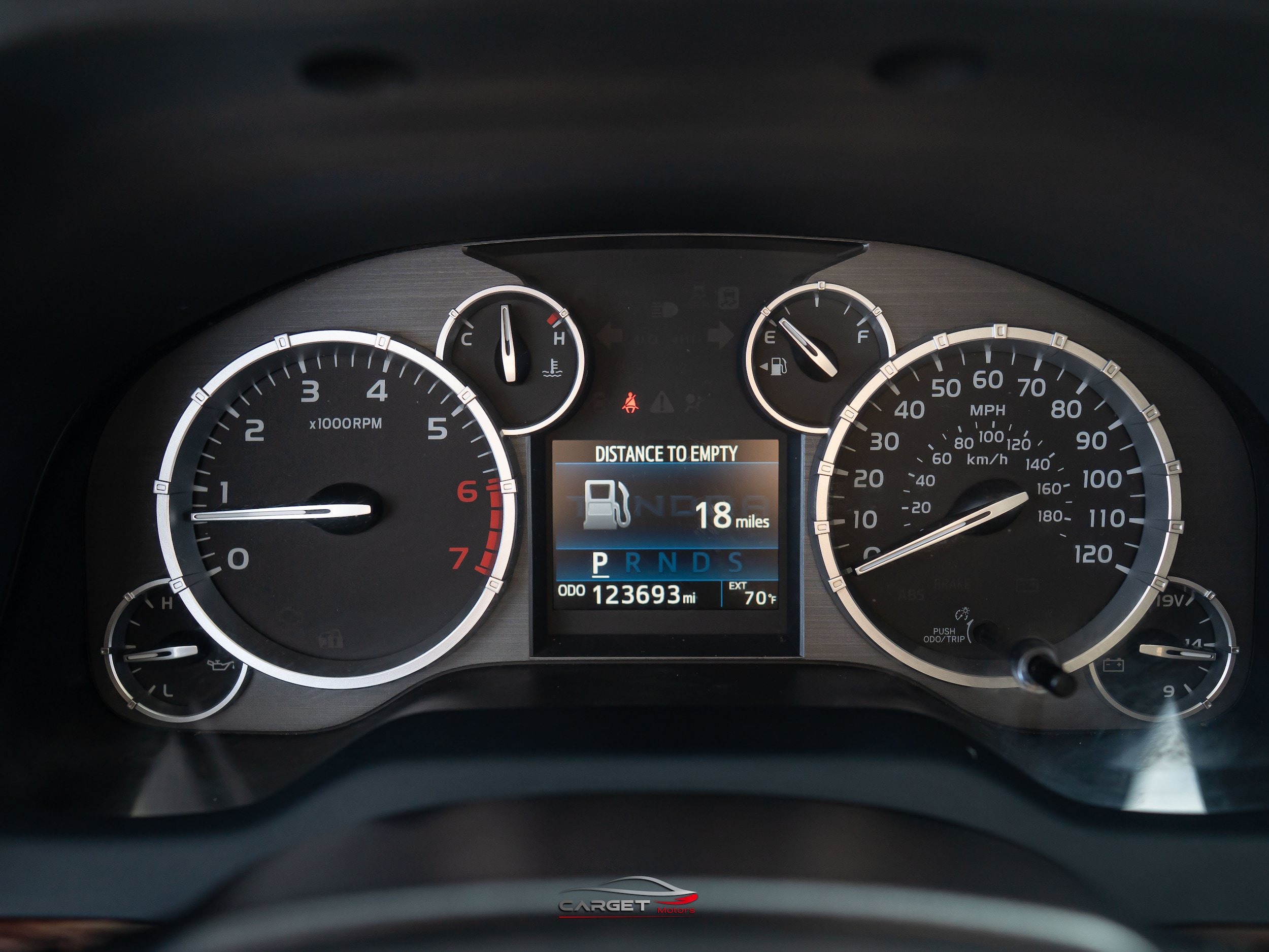 Used 2015 Toyota Tundra Limited w/ Limited Premium Package AWD/4WD image 28