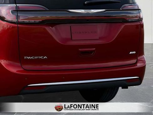 New 2026 Chrysler Pacifica Select AWD/4WD image 13
