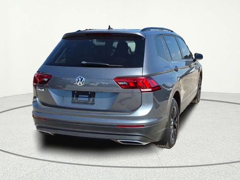 Used 2021 Volkswagen Tiguan S FWD image 6