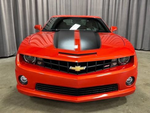 Used 2010 Chevrolet Camaro SS w/ RS Package RWD image 2