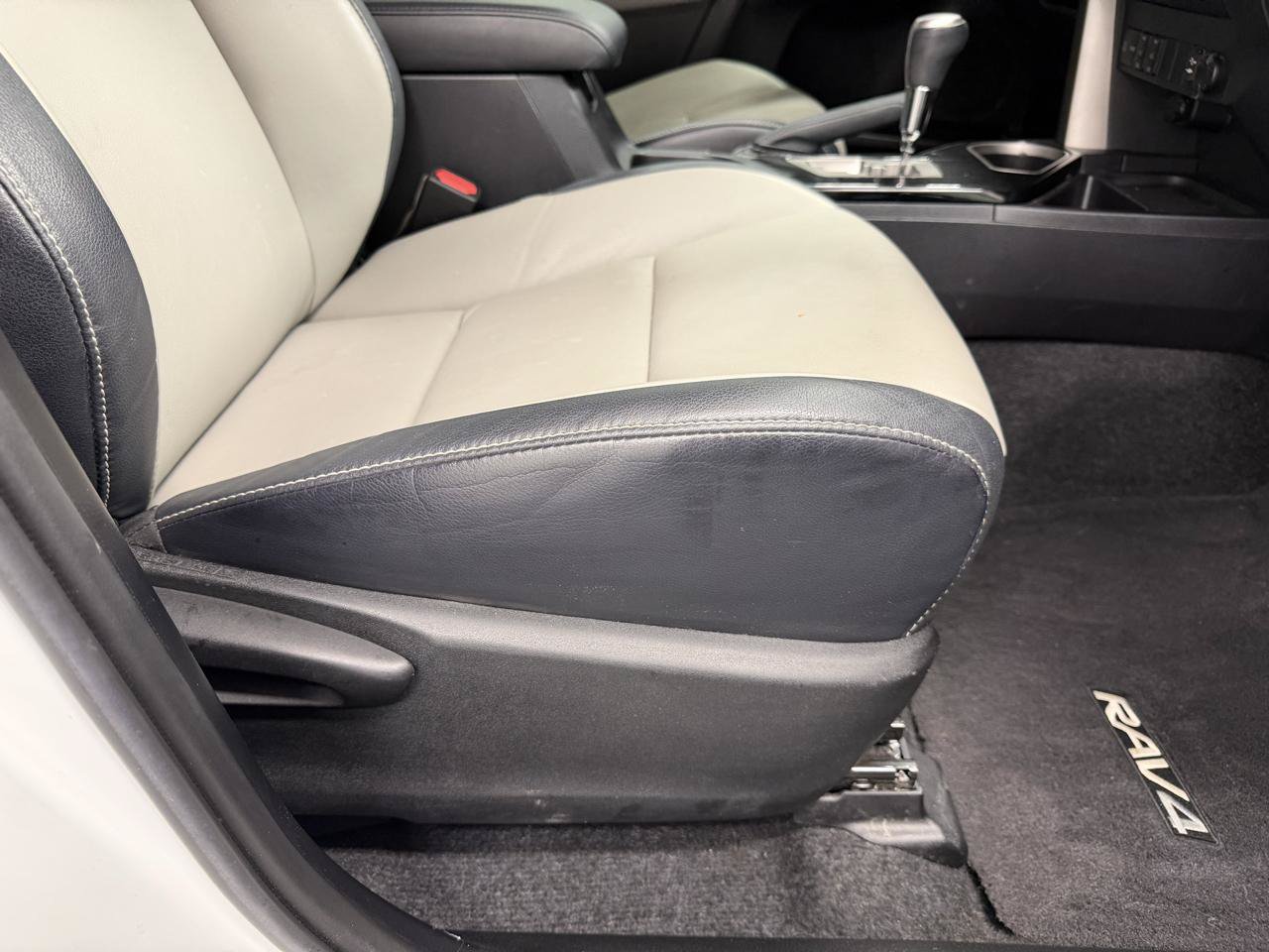 Used 2017 Toyota RAV4 Limited w/ Advanced Technology Package FWD image 15