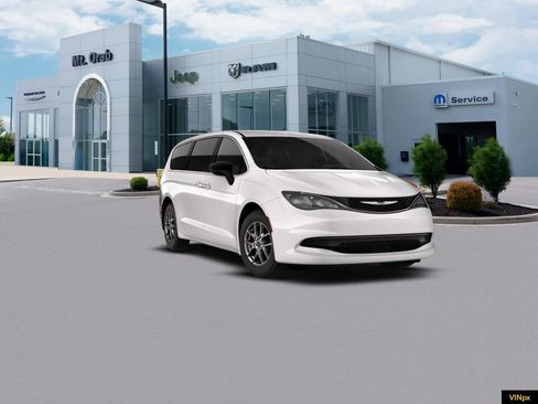 New 2026 Chrysler Voyager LX image 17