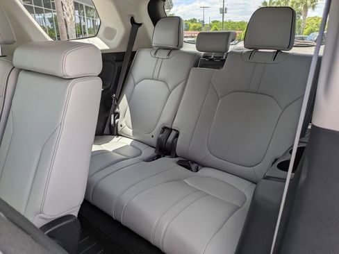 Used 2023 Honda Pilot Elite image 17