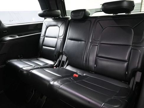 Used 2020 Lincoln Navigator Reserve w/ Luxury Package AWD/4WD image 25