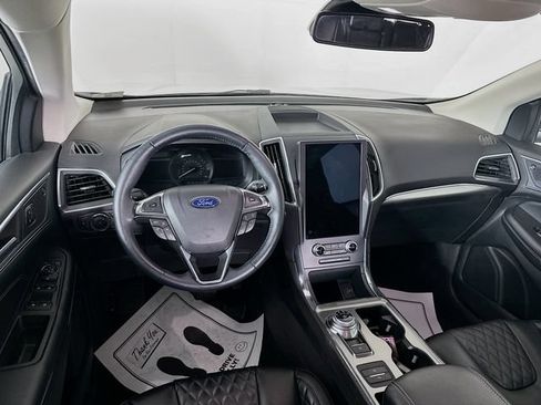 Certified 2024 Ford Edge Titanium w/ Equipment Group 301A AWD/4WD image 31