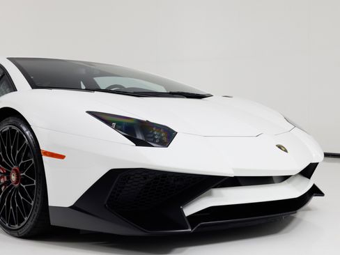 Used 2016 Lamborghini Aventador LP 750-4 Superveloce AWD/4WD image 60
