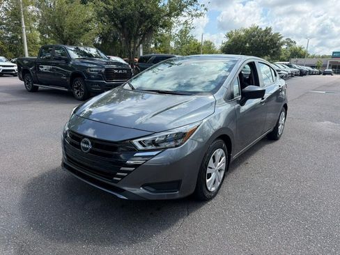 Used 2025 Nissan Versa S w/ Trunk Package FWD image 1
