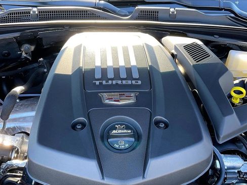 Used 2025 Cadillac CT4 V image 10