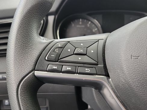 Used 2021 Nissan Rogue Sport S FWD image 15