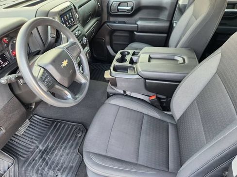 Used 2025 Chevrolet Silverado 1500 Custom RWD image 4