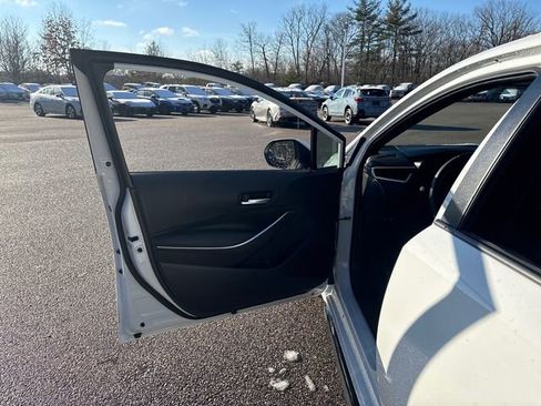 Certified 2024 Toyota Corolla SE image 38