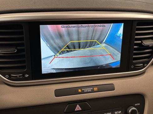 Used 2022 Kia Sportage LX image 14