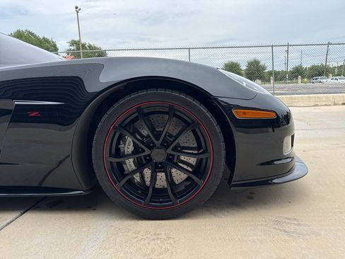 Used 2011 Chevrolet Corvette Z06 RWD image 21