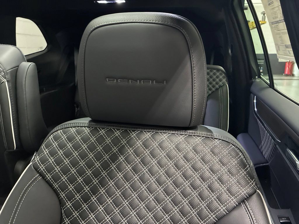 New 2027 GMC Acadia Denali AWD/4WD image 25