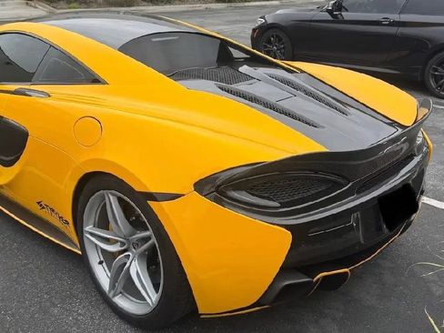 Used 2017 McLaren 570S Coupe image 3