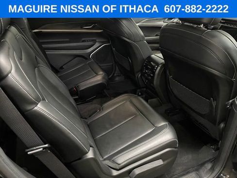 Used 2021 Jeep Grand Cherokee L Limited AWD/4WD image 20
