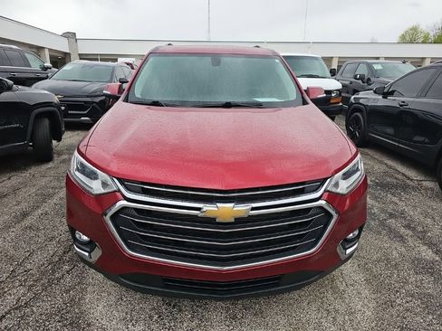 Used 2021 Chevrolet Traverse LT AWD/4WD image 2